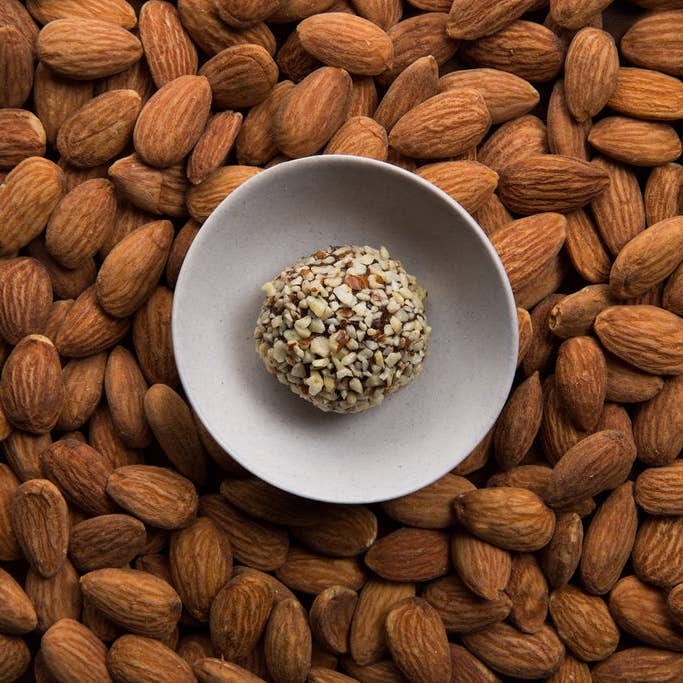 Organic Almond Energy Bites